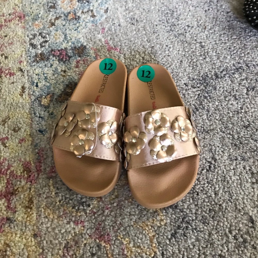 Girls gold flip flops